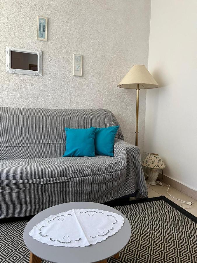 Apartment With Swimming Pool イェルサ エクステリア 写真